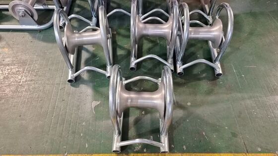 Mua Ròng rọc cáp thép mạ kẽm chịu tải 10KN với thiết kế kiểu cầu để lắp đặt đường dây điện trơn tru online manufacture