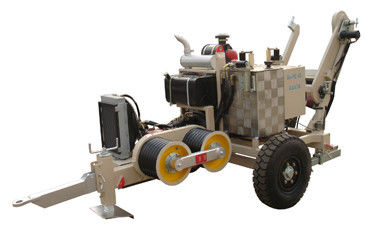 Máy kéo cáp thủy lực lực kéo tối đa 40KN với động cơ diesel cho đường dây truyền tải 220KV