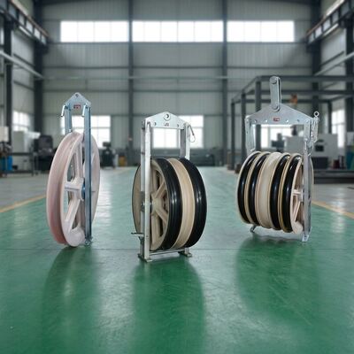 916mm Chiều kính 20-150kN Năng lượng định số MC Bảng dây thừng và khối kéo cáp nylon cho lắp đặt dây điện